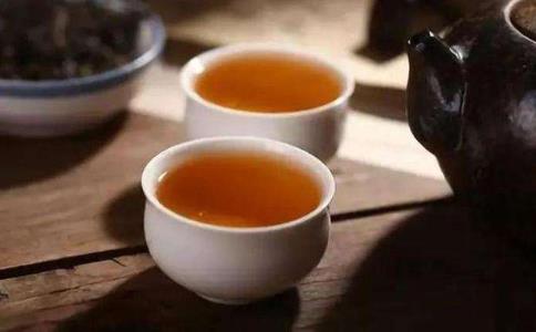 女性喝红茶好还是普洱茶好？