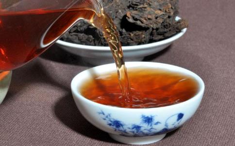 什么茶减肥效果最好？红茶（内附视频）
