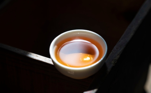 红茶是发酵茶吗？是寒性还是温性？