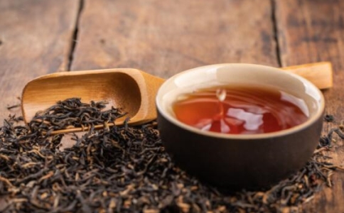 寒性体质的人适合喝红茶还是绿茶？体寒的人喝红茶好吗？