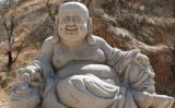 布袋和尚的布袋里有什么?破砖碎石、残布烂棉 布袋和尚的布袋里有什么?破砖碎石、残布烂棉