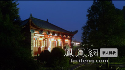佛理禅机:点亮自己也点亮别人 光明幸福永不消失